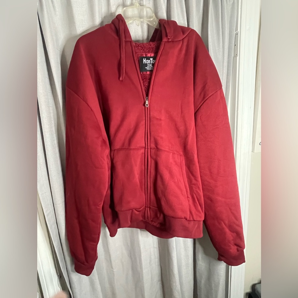 Red hanton zip up size 2XL